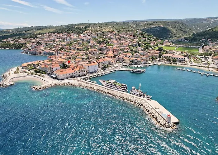 Spacious 50 M From The