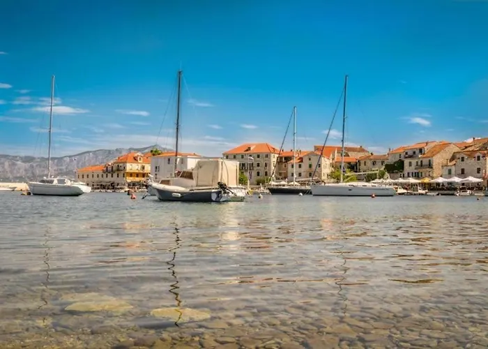 Spacious Apartment 50 M From The Beach * Postira